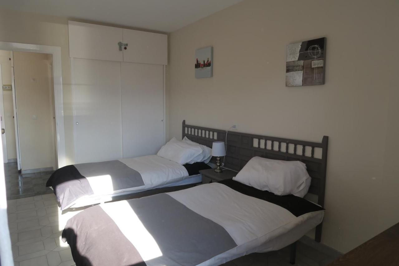 Apartamento 1 Dormitorio Con Vistas Edificio Jupiter ベナルマデナ エクステリア 写真